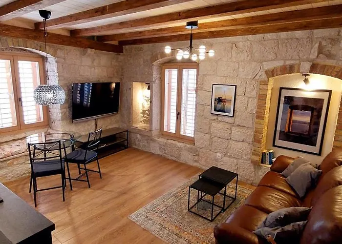 Magical Oasis For Two In Korcula Old Town