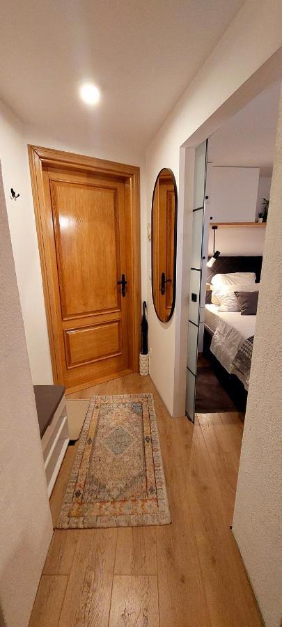 Apartment Magical Oasis For Two In Old Town *